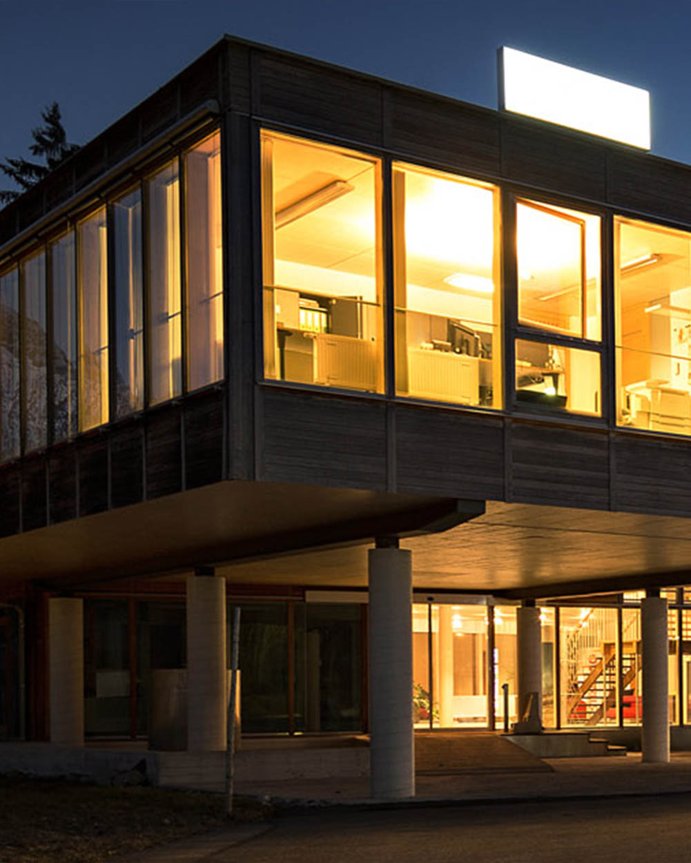 Home_2 4